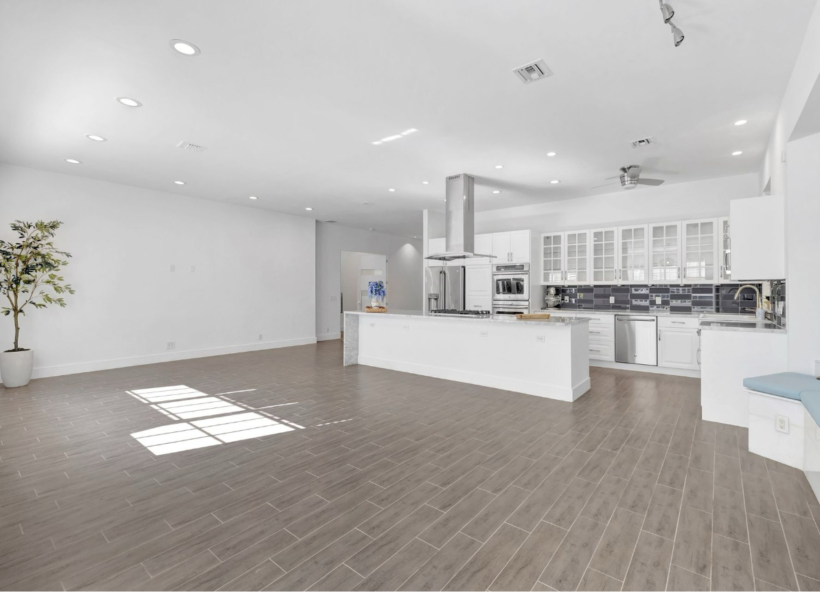 Malibu kitchen before remodel